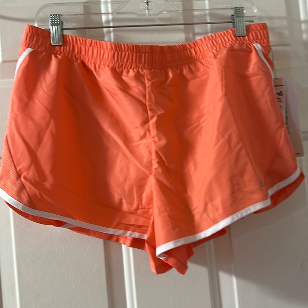 RBX RUNNING SHORTS: PEACH/PINK: NEW WITH TAGS: SIZE MEDIUM